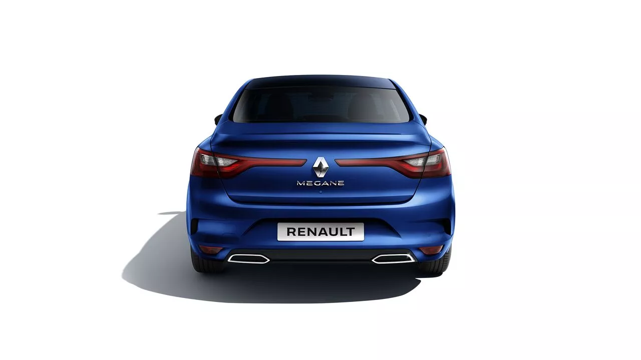 renault-megane-sedan-vedere-spate-teava-evacuare-crom