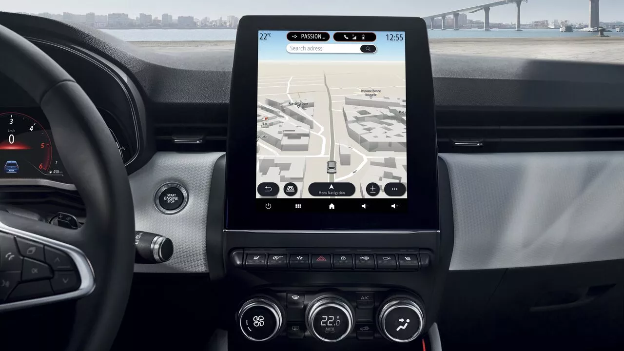 Renault Clio E-tech Hybrid cu ecran central tactil, navigatie si multimedia