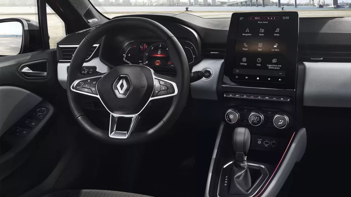 Renault Clio cu interior high tech, ecran multimedia de 9 inch