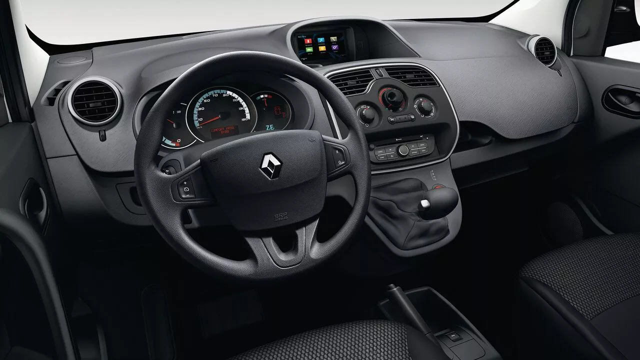 habitaclu sofer, volan, bord, navigatie in interiorul masinii Renault Kangoo E-tech electric