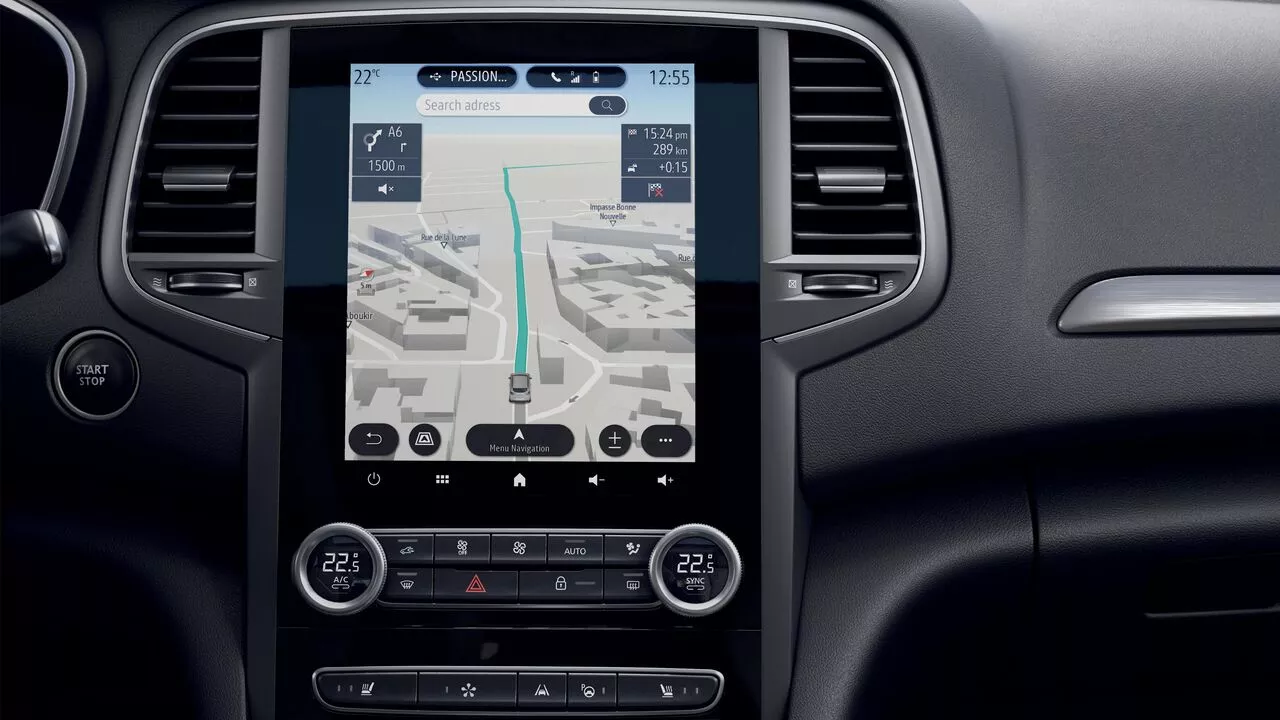 Renault Megane cu ecran multimedia si navigatie, sistem easy link pentru conectare smartphone, diagonala 9,3 inch