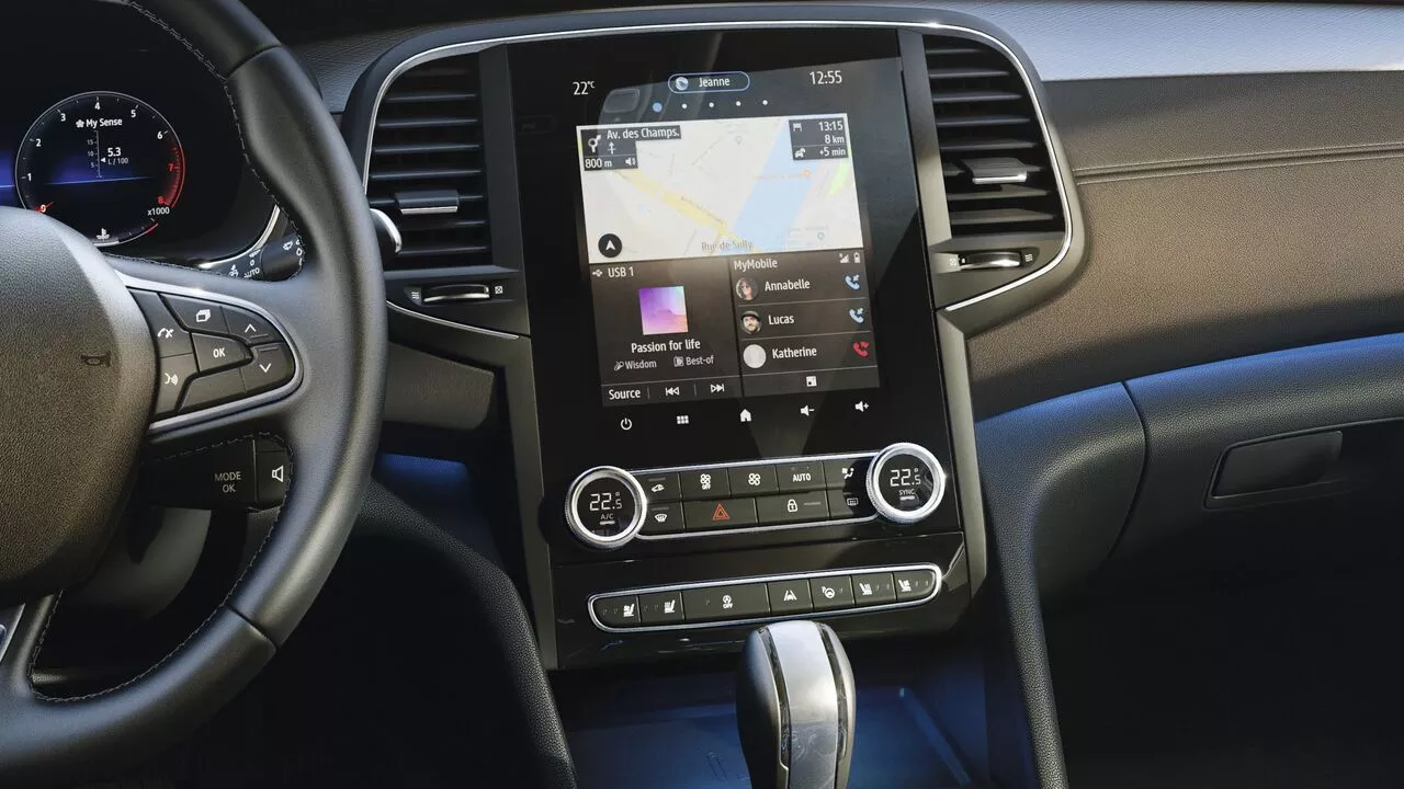 Ecran multimedia cu navigatie, comenzi pe volan - Renault Talisman